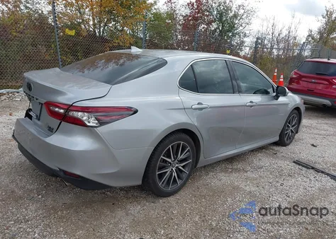 2021 Toyota Camry Xle Awd from USA, damaged, VIN 4T1F11BK9MU026585